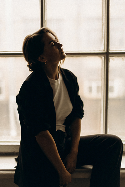 Камерна жіноча фотосесія